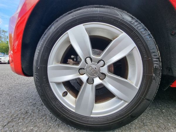 Audi A1 Jap import 392502243