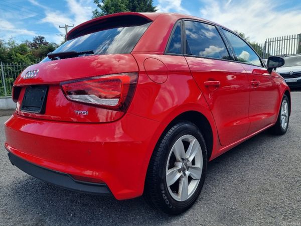 Audi A1 Jap import 392502207