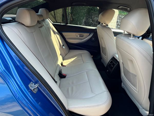 BMW 3-Series 330e M Sport 392511969