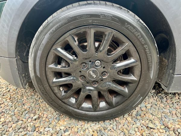 Mini Cooper 2018 392663627