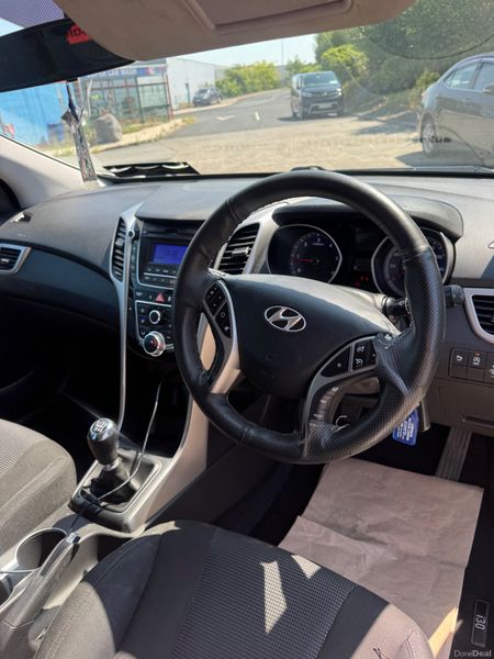Hyundai i40 2018 Executive Automatic 392680155