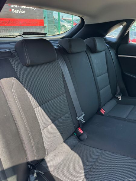 Hyundai i40 2018 Executive Automatic 392680157