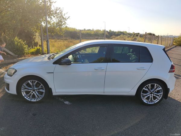 Volkswagen Golf 2014 GTD 392683493