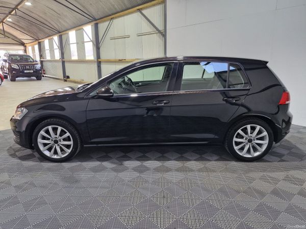 2016 Volkswagen Golf 1.4 TSi Auto 86,800 KM 392618877