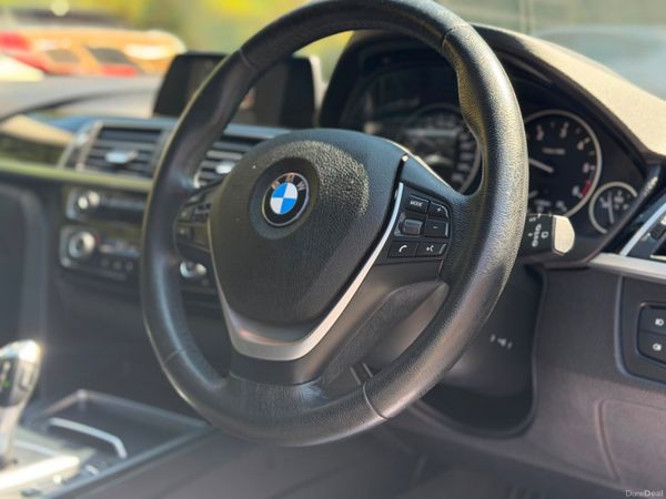 2017 BMW 3-Series 320D estate 392622321