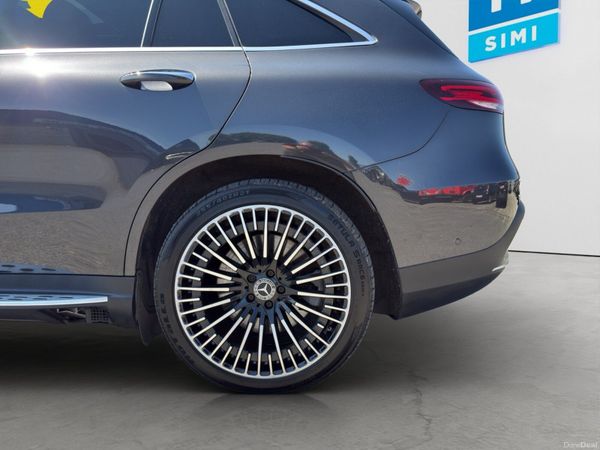 Mercedes EQC 400 4Matic - AMG Line - Premium Spec 392623541