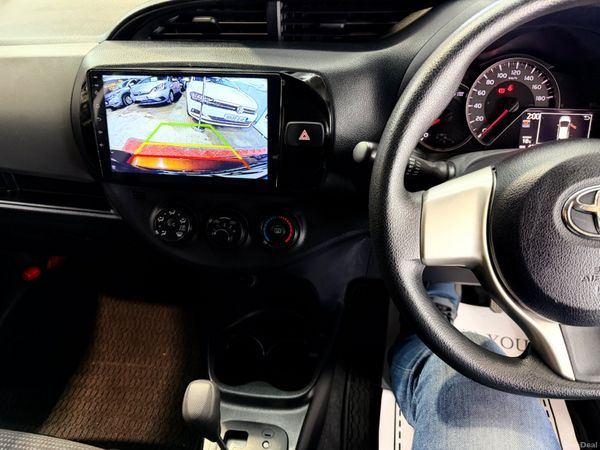 142 Toyota Yaris/ Vitz 1.3 Petrol Automatic 392628525