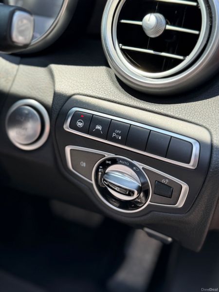 Mercedes-Benz C-Class Convertible automatic 392755231