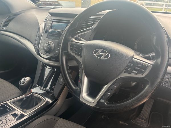 131 Hyundai i40 *NCT 09-26* 392764809