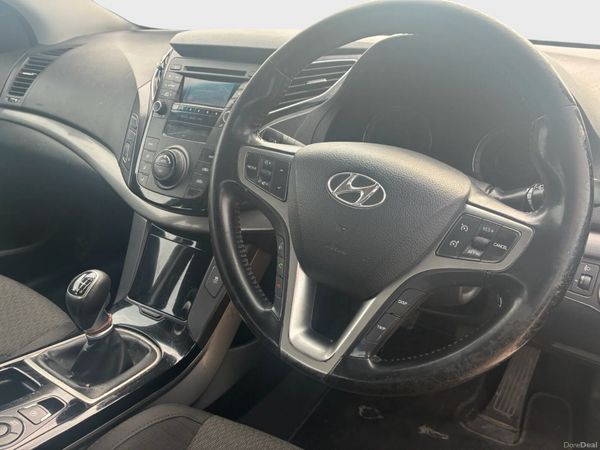 131 Hyundai i40 *NCT 09-26* 392764825