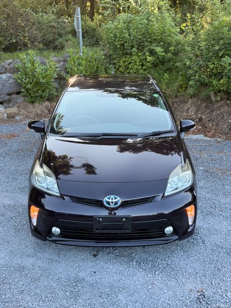 Toyotaq Prius | 2015 | 56,000 KM | Hybrid AUTO 392768185
