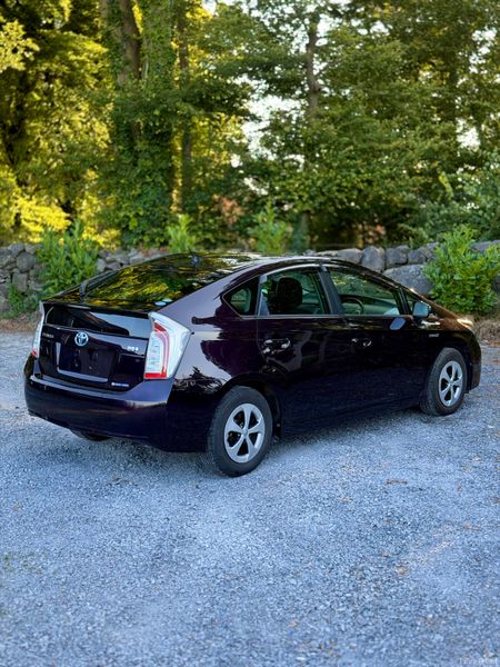 Toyotaq Prius | 2015 | 56,000 KM | Hybrid AUTO 392768199