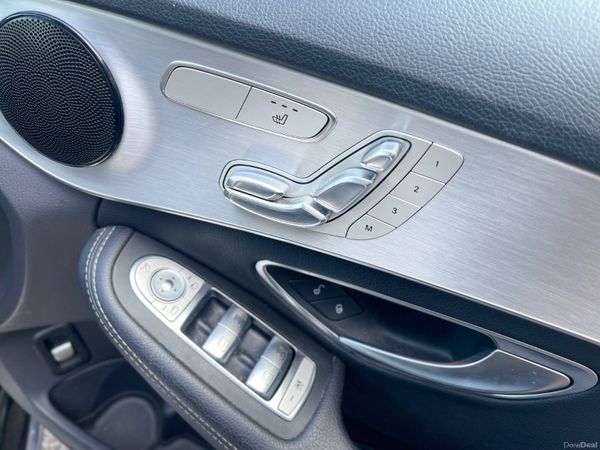 17 Mercedes-Benz C220d Sport Premium Auto 392772945