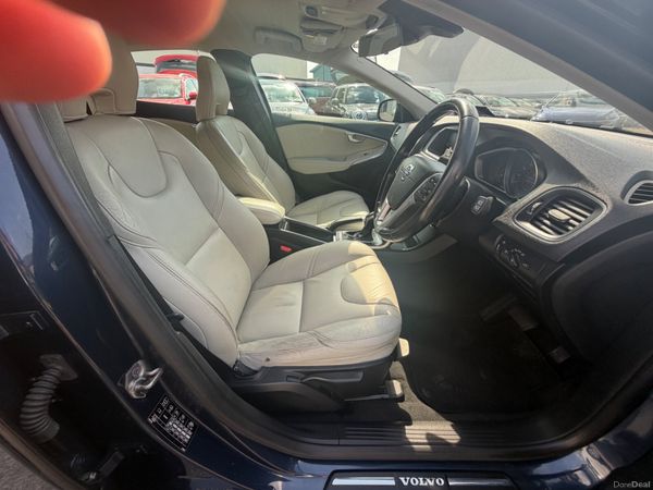 142 VOLVO V40 2.0 DIESEL  SE LUX AUTO = LEATHER = 392785895