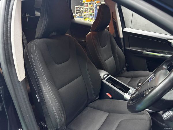Volvo XC60 AA APPROVED 392715841