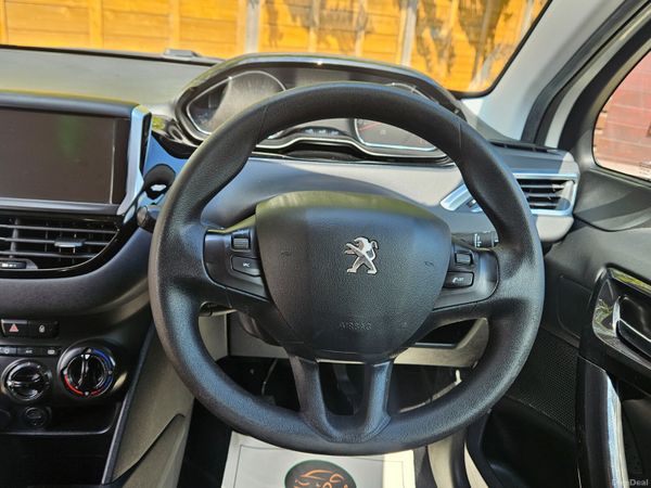 Peugeot 208 2015 1.2 Petrol New Nct 06/2027 392717657