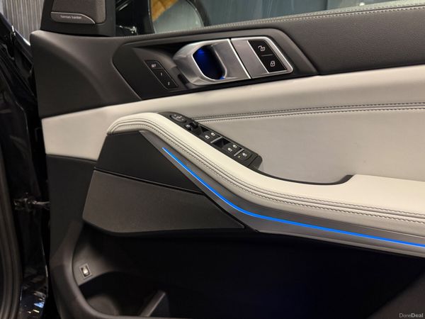222 BMW X5 45E M-Sport/M-Performance 392722489