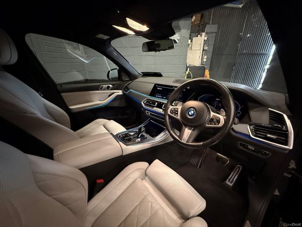 222 BMW X5 45E M-Sport/M-Performance 392722421