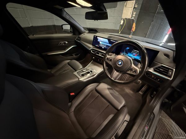 232 BMW 330E M-Sport / M-Performance LCi 392722665