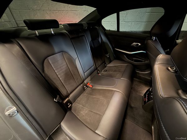232 BMW 330E M-Sport / M-Performance LCi 392722671