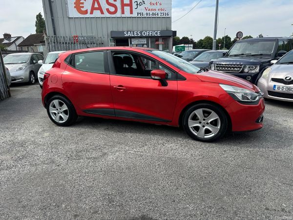 Renault Clio 1.1 Petrol NCT TAX LOW KMS 392845333