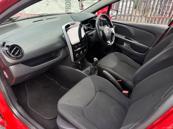 Renault Clio 1.1 Petrol NCT TAX LOW KMS 392847633