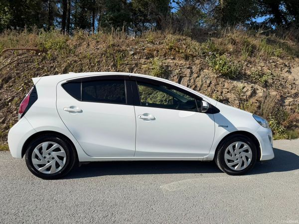 2015 TOYOTA AQUA 1.5 AUTO HYBRID 392924777
