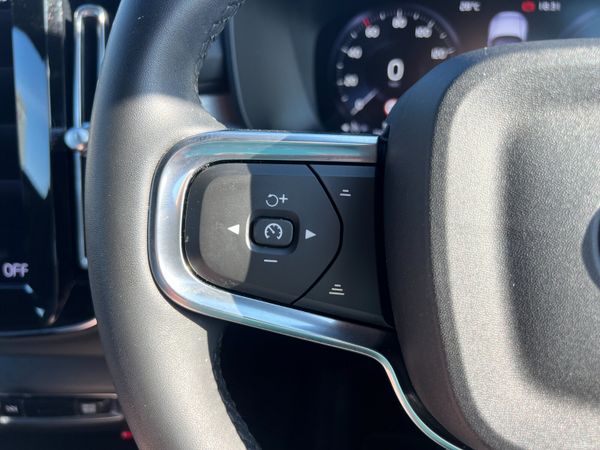 2022 (222) Volvo XC40 T4 + Recharge 1.5 Auto PHEV 392929767