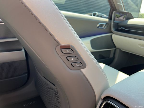 242 Hyundai IONIQ 6 77.4kWh Ultimate  - Every Extr 392929975