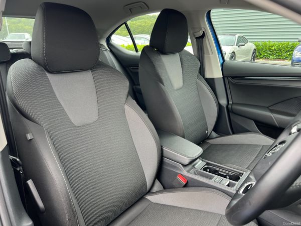 2022 (222) Skoda Octavia SE Technology 2.0 TDI 392930131