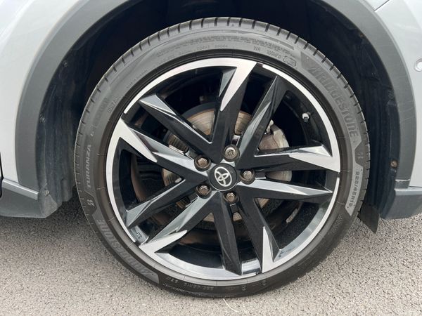 2023 Toyota CH-R GR Sport 1.8 CVT Hybrid 392930241