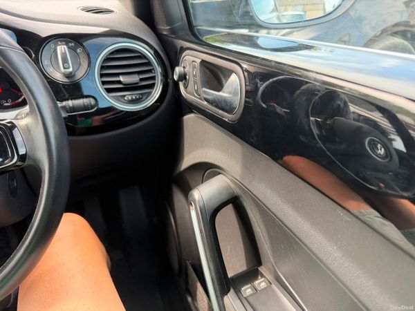 151 Volkswagen Beetle 1.2 TSI 393070129