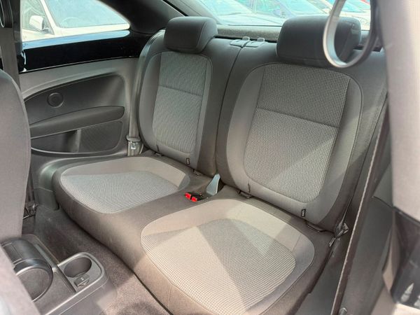 151 Volkswagen Beetle 1.2 TSI 393070139