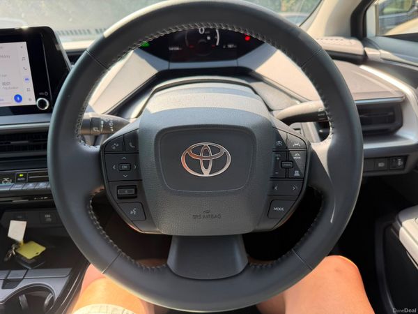 242 TOYOTA PRIUS NEW MODEL 393071923