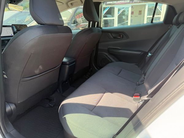 242 TOYOTA PRIUS NEW MODEL 393072033
