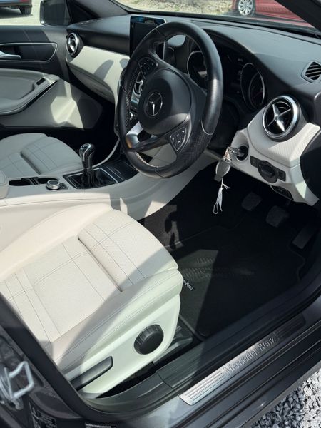 Mercedes-Benz A-Class 2016 1.5 Diesel 393080321