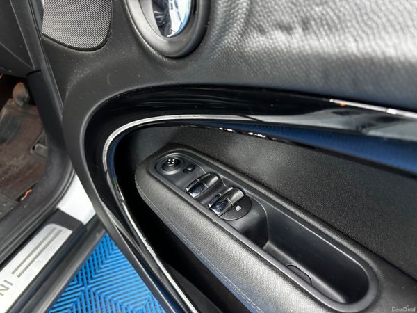 Mini Countryman 2015 AA APPROVED 393082175