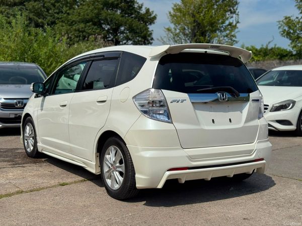 Honda Fit 1.3 Hyrbid bodykit 41000KM 2012 2 keys 393097913