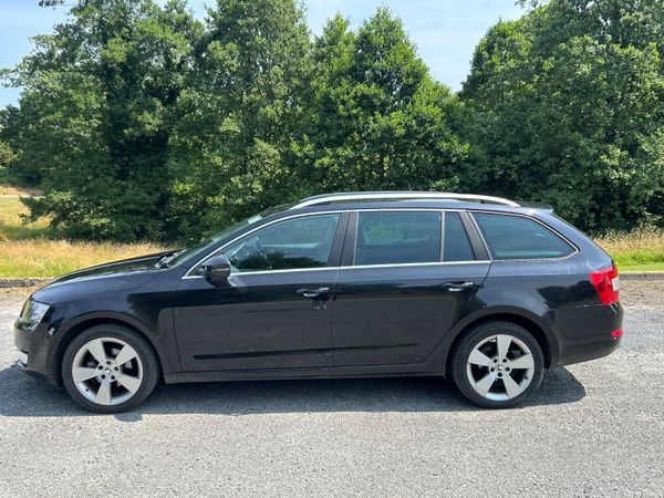 Skoda Octavia 2014, service history 393142247