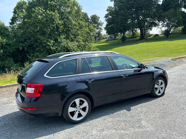 Skoda Octavia 2014, service history 393142251
