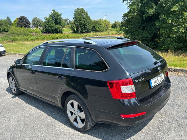 Skoda Octavia 2014, service history 393142257