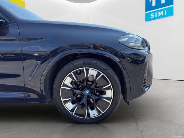 BMW iX3 M Sport Pro – Carbon Black 393160025