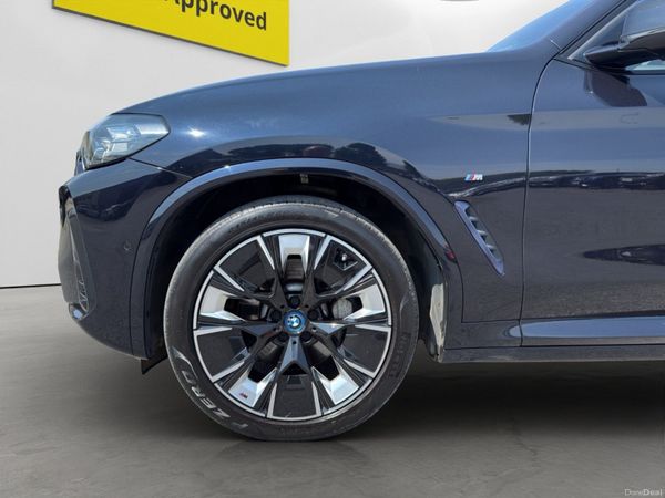 BMW iX3 M Sport Pro – Carbon Black 393160033