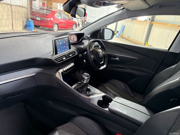 2017 Peugeot 3008 Allure 1.6 HDi Manual 393184835