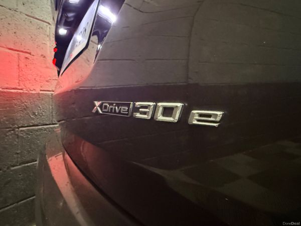 221 BMW X3 30E X-Line LCi 393185087