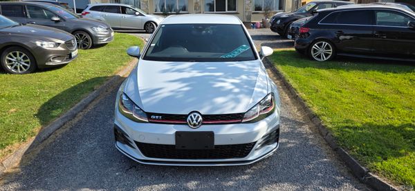 VW Golf GTI 2017  (172) 393187777