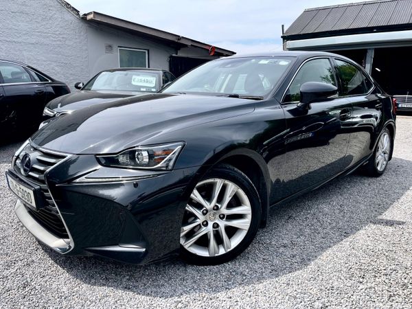 2017 Lexus IS300h Executive | Hybrid Auto | Black 393116441