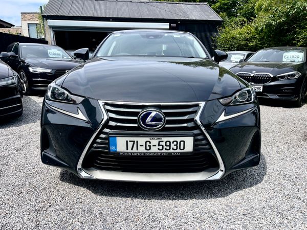 2017 Lexus IS300h Executive | Hybrid Auto | Black 393116447
