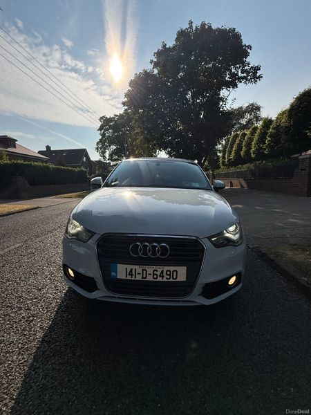✅ New: Car Play. Reverse Cam. NCT 8/27. Automatic 393123207