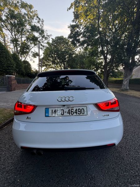 ✅ New: Car Play. Reverse Cam. NCT 8/27. Automatic 393123223
